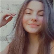 Étudiante chaleureuse et dynamique, je vous aiderai avec plaisir à progresser !